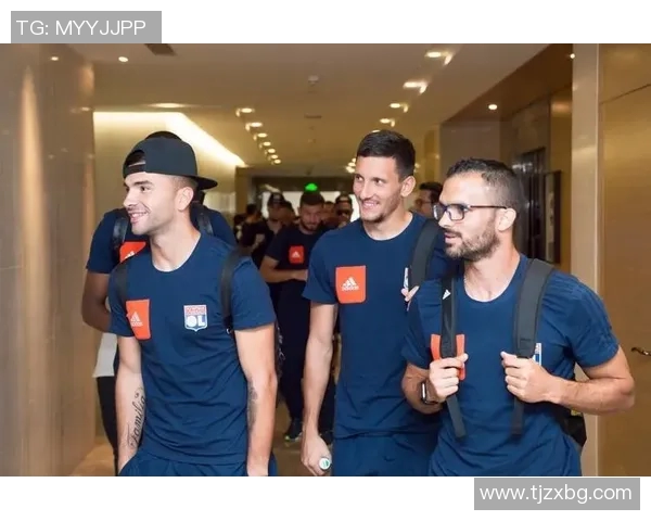 巴拉圭国民迎战曼塔海豚激烈对决引发球迷热情期待 巴拉圭国民迎战曼塔海豚激烈对决引发球迷热情期待