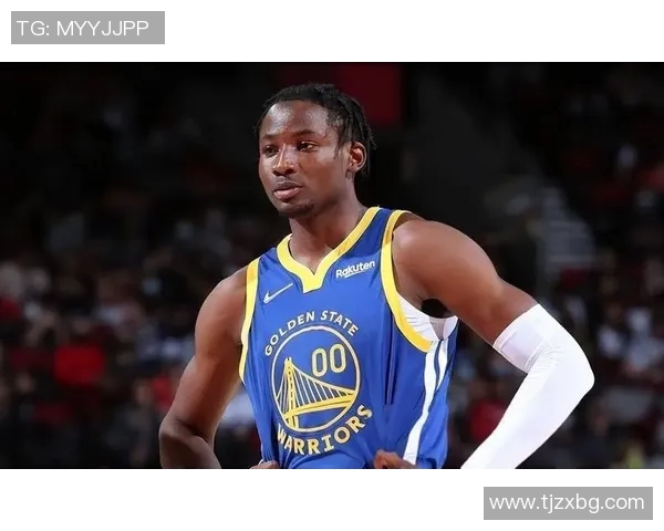 勇士队主场大胜开拓者,晋级西部决赛 勇士队主场大胜开拓者,晋级西部决赛