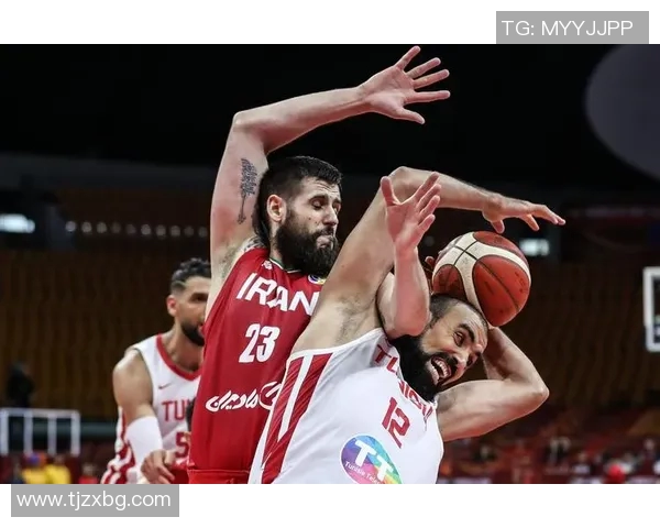 突尼斯与伊朗男篮激战正酣精彩直播全程回顾与分析 突尼斯与伊朗男篮激战正酣精彩直播全程回顾与分析