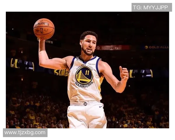 克莱汤普森：勇士队的三分之王与篮球场上的传奇故事